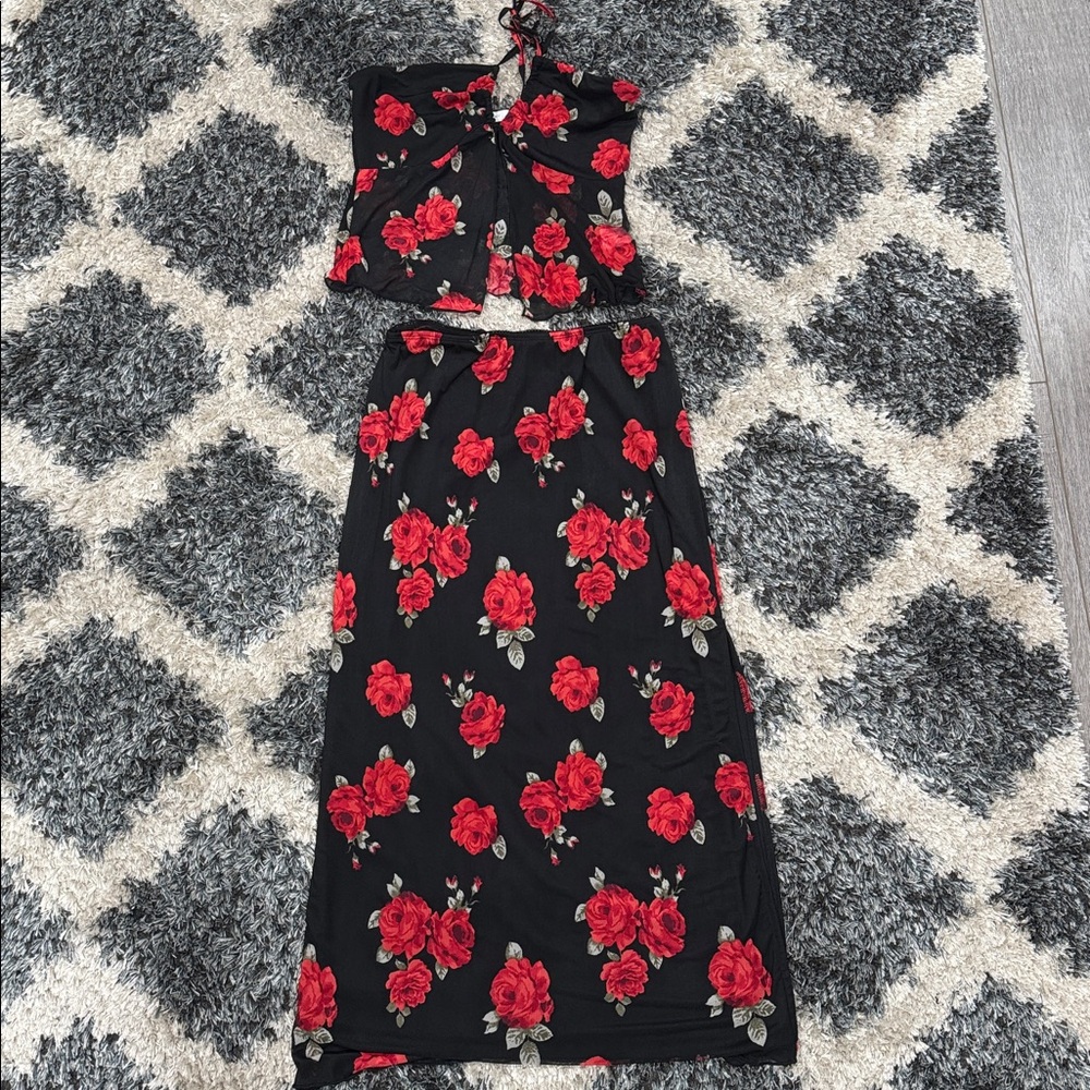 Floral Set - Picture 2 of 2